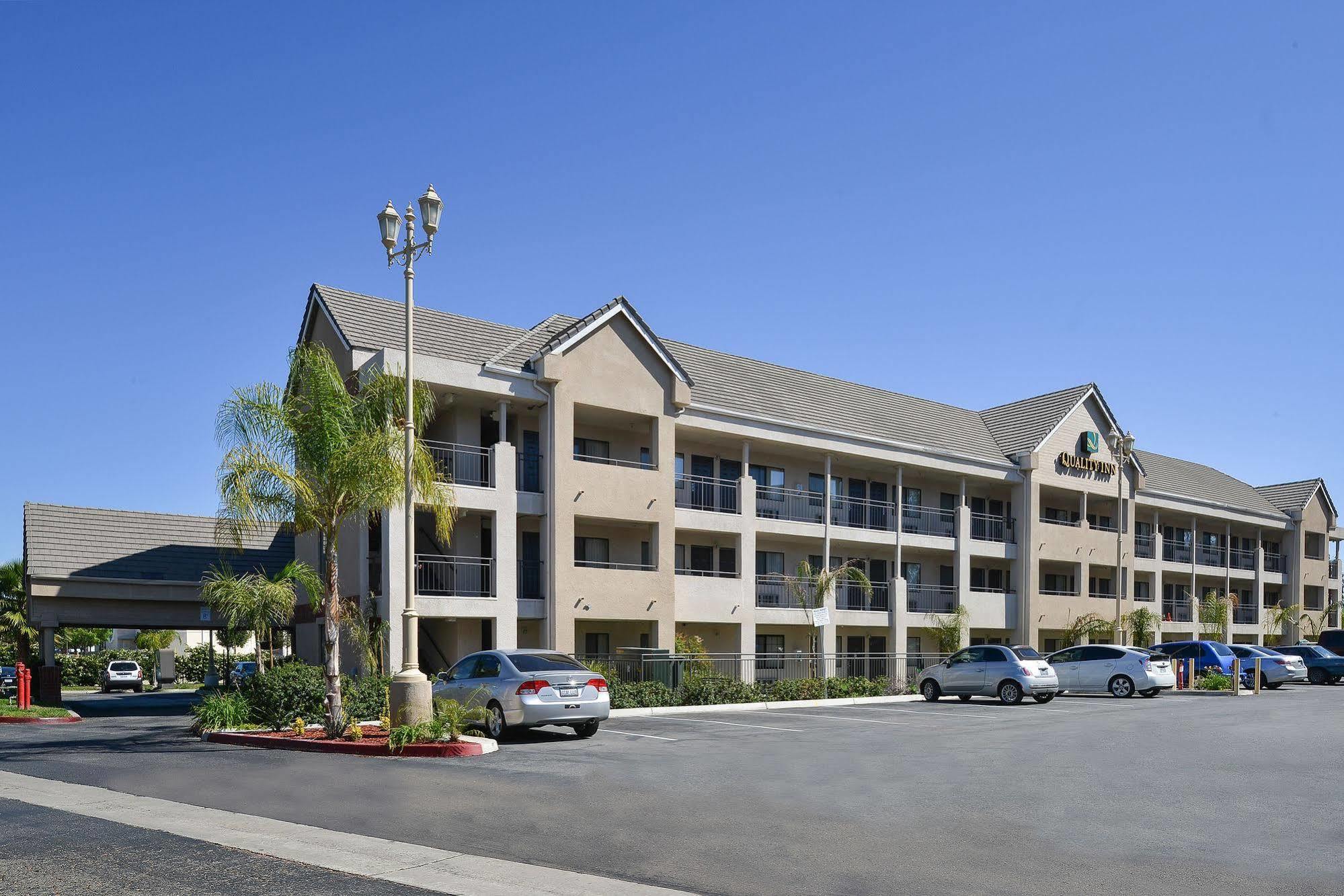 Inn Quality Valley Wine Country 3*