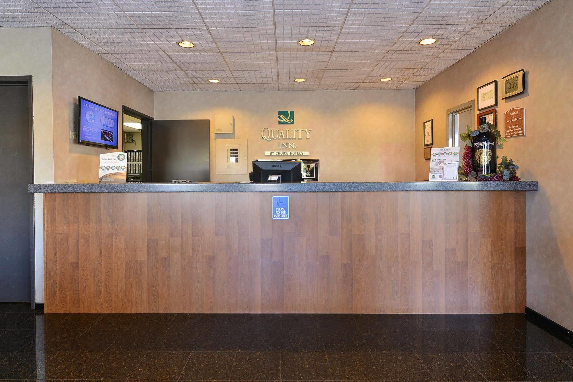 Inn Quality Valley Wine Country 3*