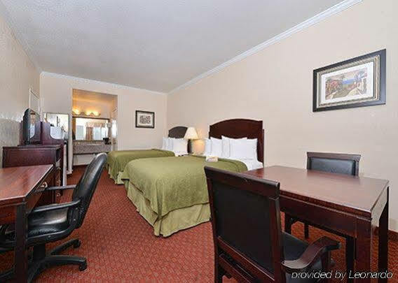 Inn Quality Valley Wine Country 3*